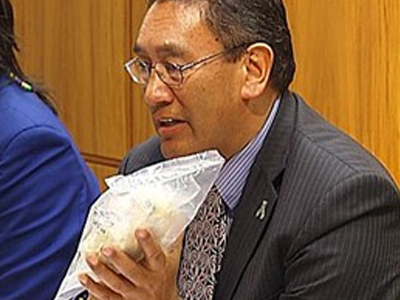 Ν. Ζηλανδία: Πρώην καπνιστής κατά καπνοβιομηχανίας