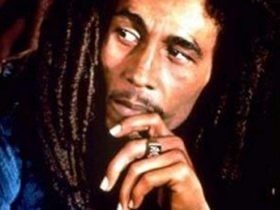 Έπιασαν την κόρη του Μάρλεϊ με μαριχουάνα