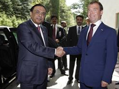 Συνάντηση κορυφής Μεντβέντεφ, Καρζάι και Ζαρντάρι