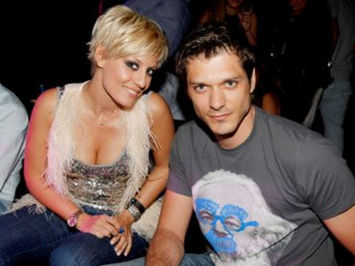 Όλο εκπλήξεις τής είναι…