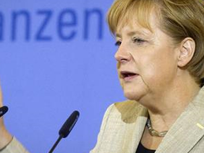 Σε πτώση ο συνασπισμός της Merkel