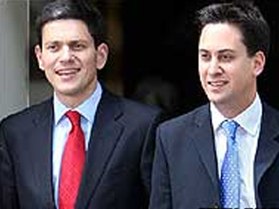 Αδελφοί… και αντιμέτωποι