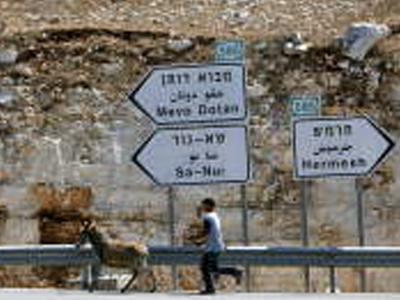 Πιέσεις για τη συνέχιση των ειρηνευτικών διαπραγματεύσεων