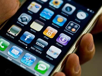 Δέκα χιλιάδες ξεχασμένα κινητά σε ταξί!