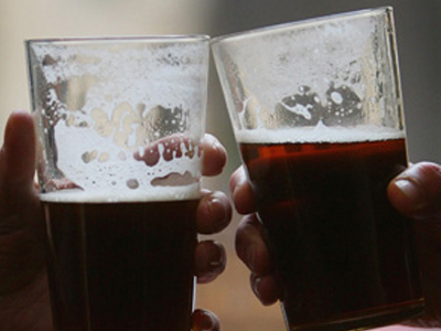 Το αλκόολ θα “σκοτώσει 90.000 σε 10 χρόνια”