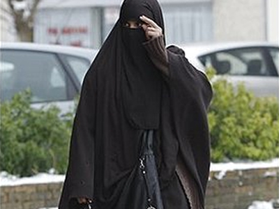 Βέλγιο: Κοντά στην πλήρη απαγόρευση της μπούρκας