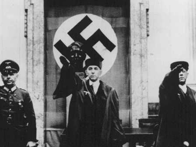 Στο εδώλιο Nazi 64 χρόνια μετά