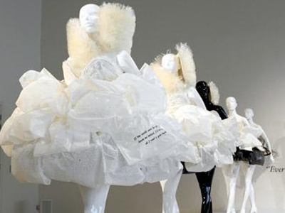 Νυφικό… που λιώνει στο νερό