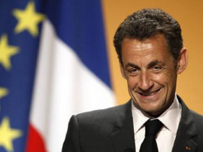 Στο «ναδίρ» η δημοτικότητα του Νικολά Σαρκοζί