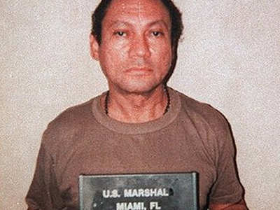 “Αποτέλεσμα μυστικής συμφωνίας” η έκδοση του πρώην δικτάτορα του Παναμά