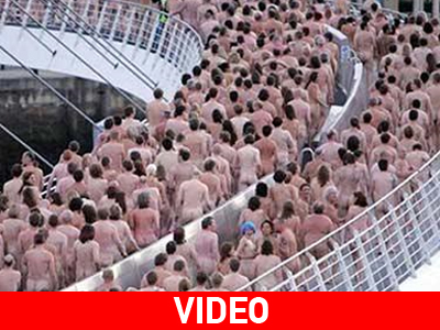 Ζητούνται γυμνοί για την Όπερα του Sydney Ζητούνται γυμνοί για την Όπερα του Sydney