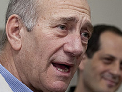 Κατηγορούμενος και επίσημα ο Όλμερτ