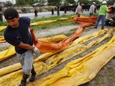 Το Ιράν βοηθά στον καθαρισμό του Κόλπου του Μεξικού