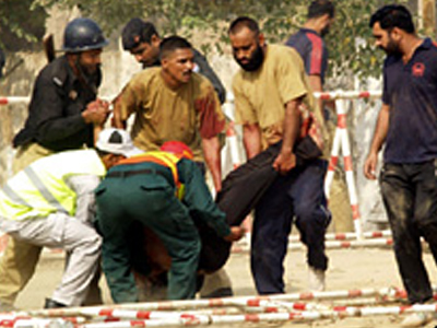 Συλλήψεις… μετά το μακελειό στη Λαχώρη