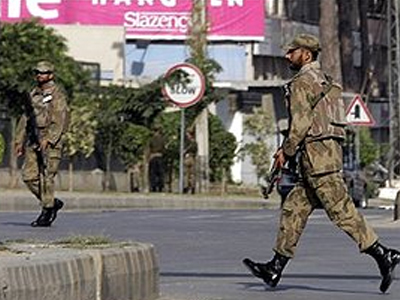 Αιματηρή βομβιστική επίθεση στο Πακιστάν