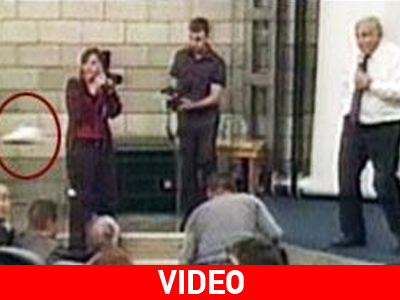 Πέταξαν παπούτσι στον πρόεδρο του ΔΝΤ