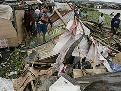 Στο έλεος της κακοκαιρίας οι Φιλιππίνες