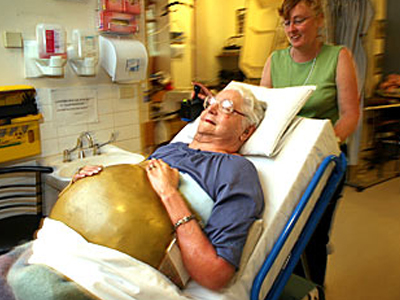 Εξήντα χρόνια ζωής με “μεταλλικό πνεύμονα”