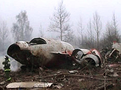 Νέα στοιχεία για τη συντριβή του πολωνικού αεροσκάφους