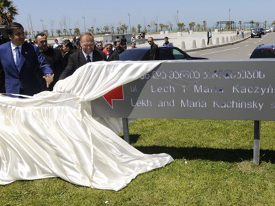 Αγνόησαν τις προειδοποιήσεις οι πιλότοι του πολωνικού αεροσκάφους