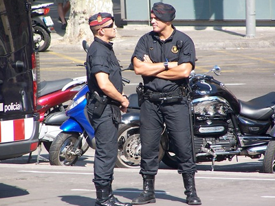 Τον πήρε μαζί της…