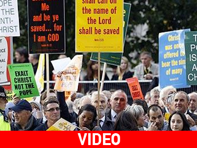 Διαδηλώσεις κατά του πάπα