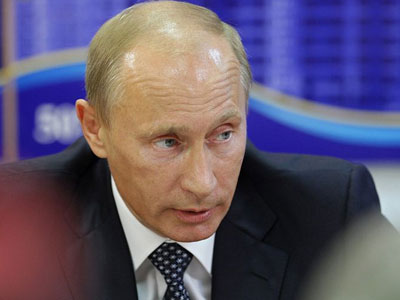 Με το βλέμμα στην προεδρία ο Πούτιν