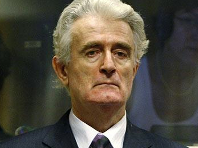 Πρόσωπο-κλειδί στη δίκη Κάρατζιτς