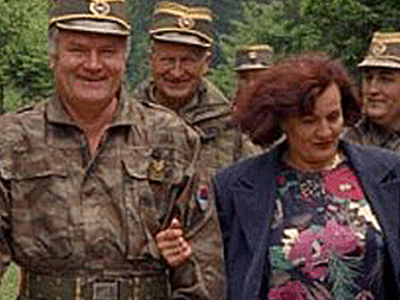 Στο «στόχαστρο» η σύζυγος του Μλάντιτς