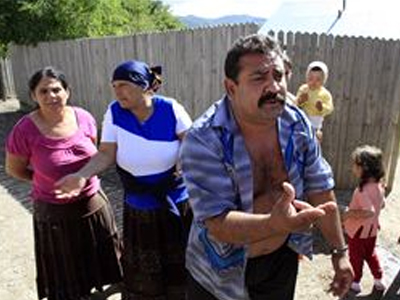 Υπό συζήτηση οι κυρώσεις κατά της Γαλλίας για τους Ρομά