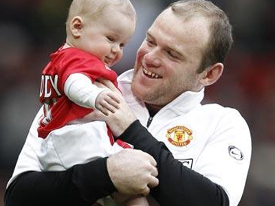 «Προνομιούχοι» οι νέοι μπαμπάδες