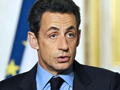 Στο ναδίρ η δημοτικότητα του Σαρκοζί