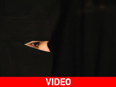 Κορίτσι 12 ετών προσπαθεί να χωρίσει από έναν… 80χρονο