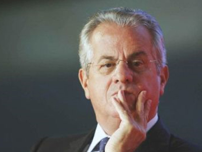 Παραιτήθηκε ο Ιταλός υπουργός Βιομηχανίας για υπόθεση διαφθοράς