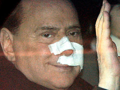 Γαργαλιστικές συμβουλές σεξ από τον Berlusconi