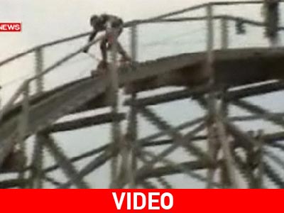 Στο τρενάκι του λούνα παρκ με… πατίνια