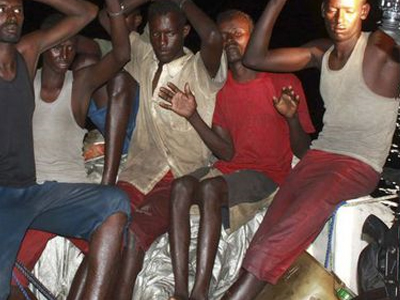 Σομαλοί πειρατές απελευθέρωσαν βρετανικό πλοίο