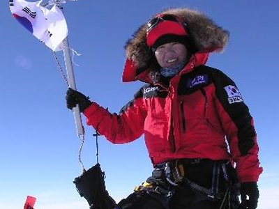 Έβαλε στόχο… την υψηλότερη κορυφή του κόσμου