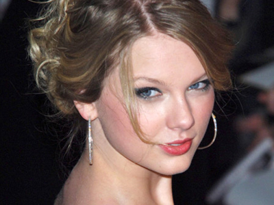 «Εκδικούμαι με τα τραγούδια μου»