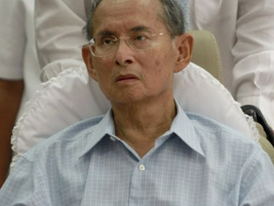 Επανέκαμψε ο βασιλιάς της Ταϊλάνδης