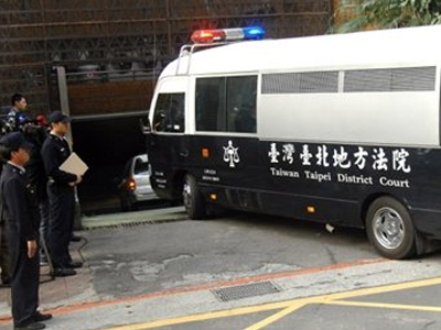 Απαλλάσσεται λόγω… ηλικίας