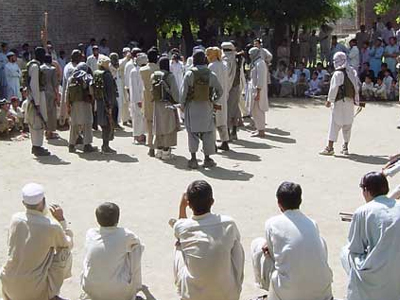 Έγκυος η “μοιχαλίδα” που λιθοβολήθηκε