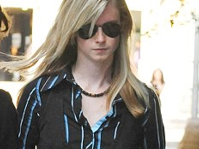 Σχέση δασκάλας και μαθήτριας που σοκάρει