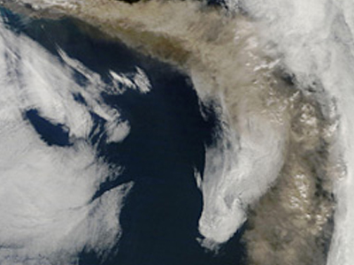 Πτήσεις μέσα στην τέφρα… με περιορισμούς