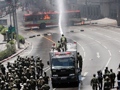 Τριπλή επίθεση στην Ταϊλάνδη