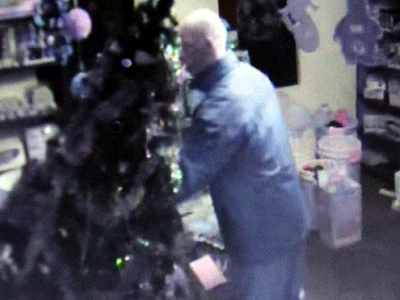 Τον πρόδωσαν… οι πούλιες!