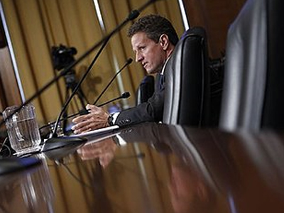 Γκάιτνερ: Μέρος του κινδύνου στις τράπεζες