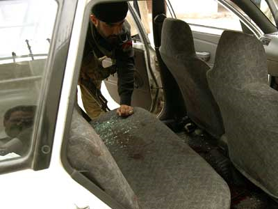 Πυρά κατά του Προξενείου του Ιράν με έναν νεκρό