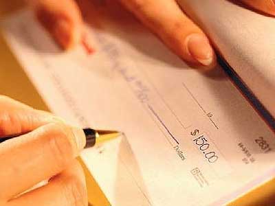 Συνεχίζουν να αυξάνονται οι ακάλυπτες επιταγές