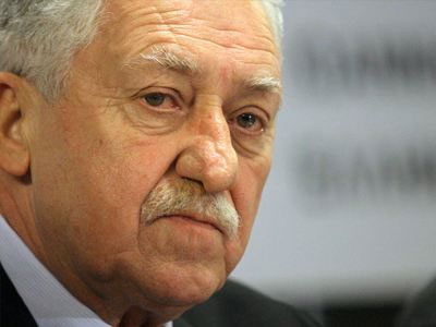 Ειδική συνεδρίαση της Βουλής για το χρέος ζητεί ο Κουβέλης